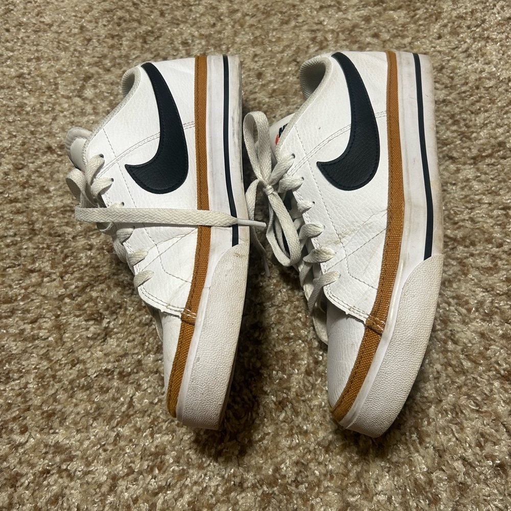 Nike Woman's Court-side Legacy Sneakers - Picture 2 of 4